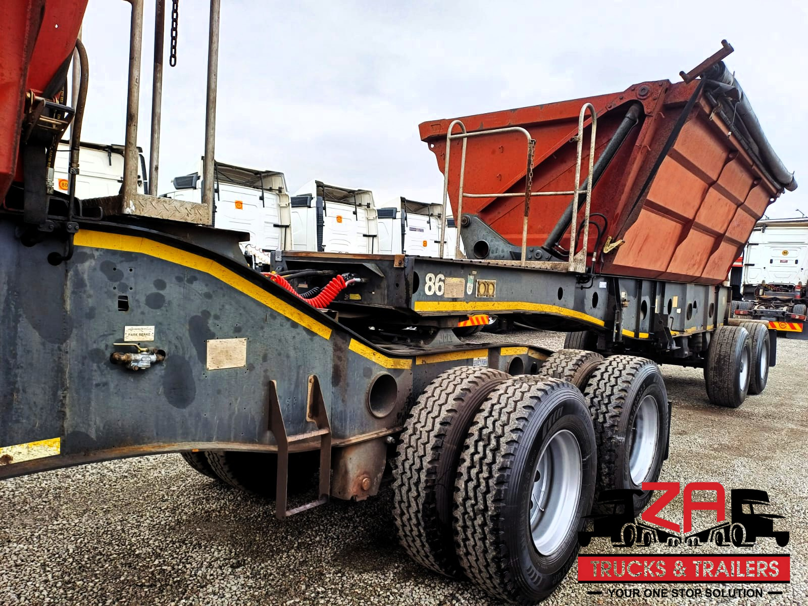 2013 AFRIT 25 CUBE SIDE TIPPER #53165